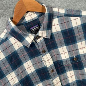 Patagonia Lightweight Fjord Flannel Shirt Mens M White Blue Check Fall Soft LS